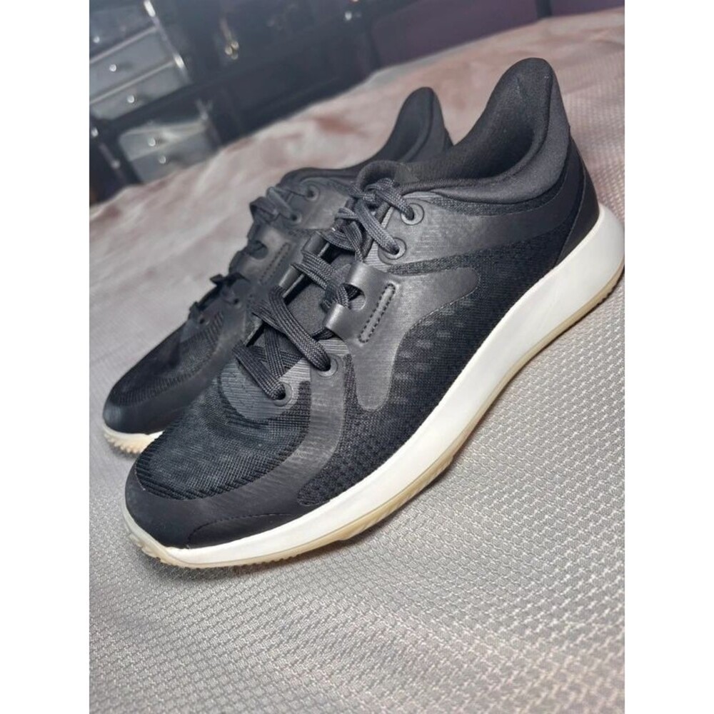 Lululemon Women's Black Strongfeel Training Walking Jogging Gym Shoes Size 7